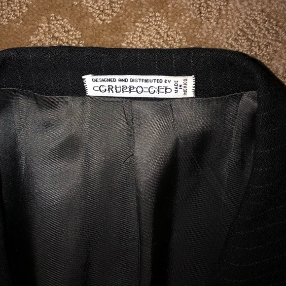 100% Wool Suit - Picture 3 of 12